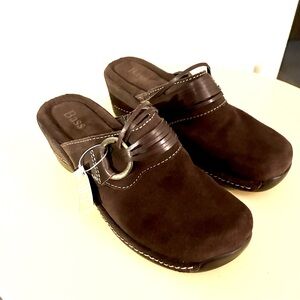 Bass Brown Suede Leather Women’s Clogs/Mules